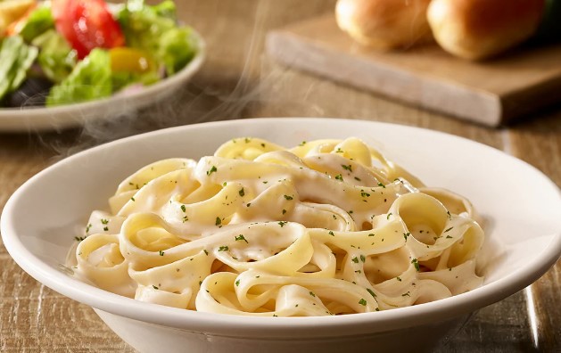 Olive Garden Fettuccine Alfredo